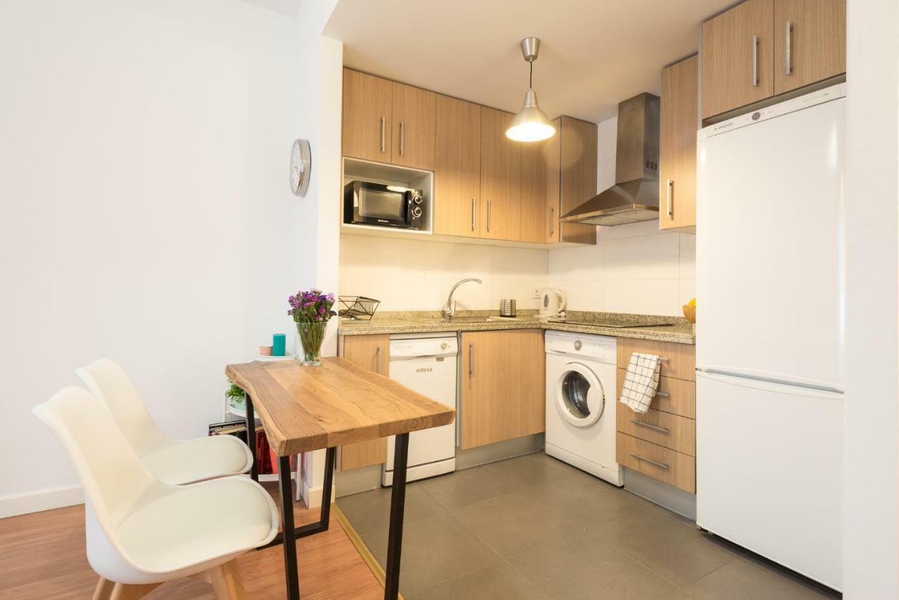 Apartamento Plaza Montaño Málaga Exterior foto
