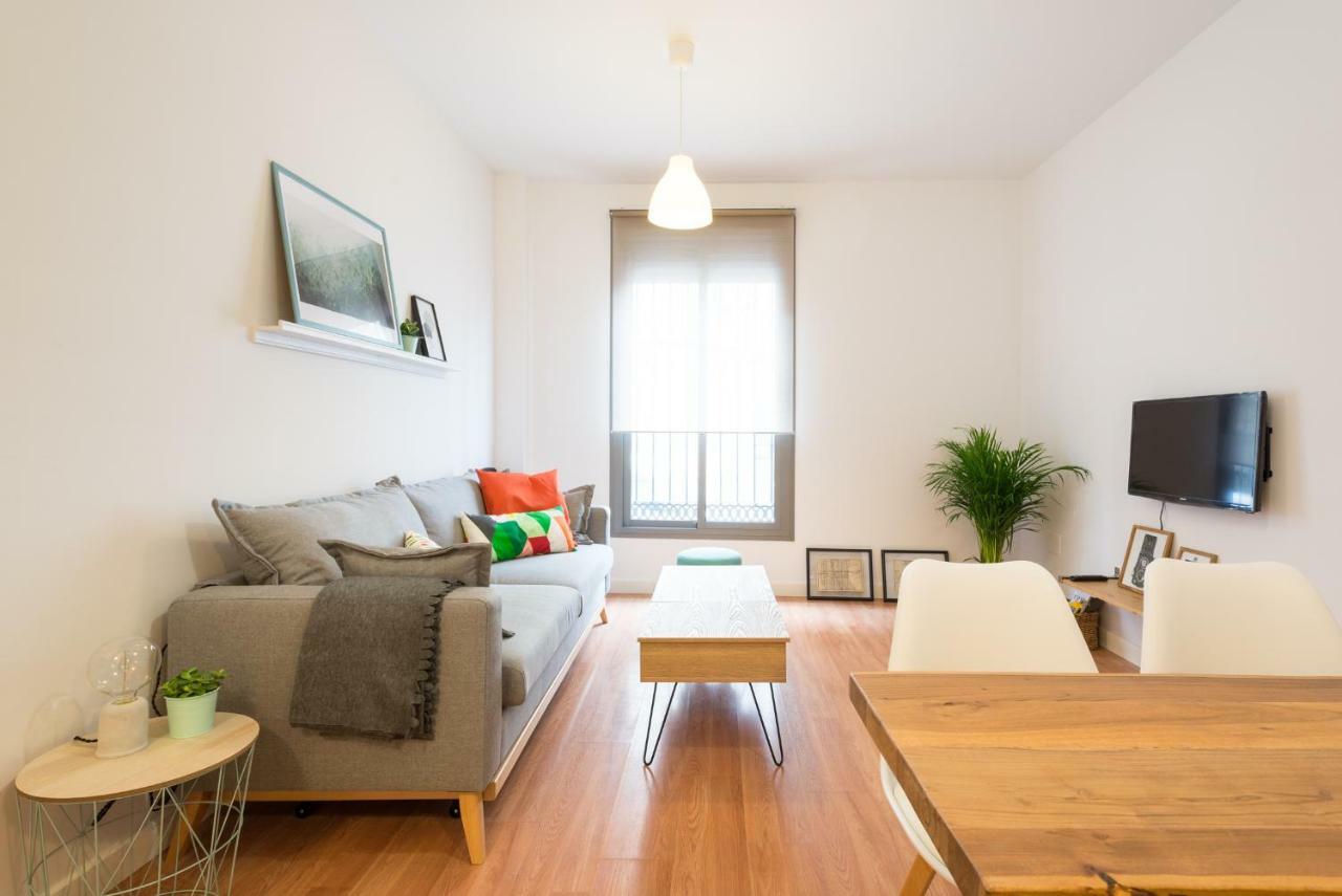 Apartamento Plaza Montaño Málaga Exterior foto